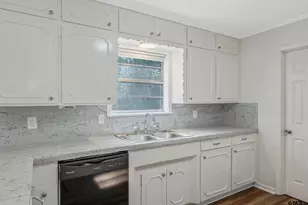 7576 Brookhollow, Tyler, TX 75707 - Photo 6