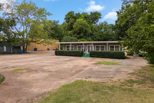 518 Tyler, Jacksonville, TX 75766 - Photo 1