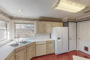 725 Beth Dr, Tyler, TX 75703 - Photo 10