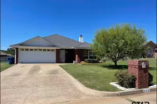 303 Ash Dr, Bullard, TX 75757 - Photo 1