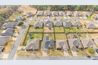 440 Maggie Cir, Flint, TX 75762 - Photo 1