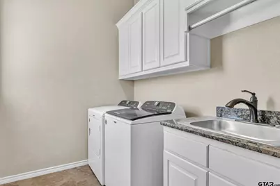 12118 Copper Cir, Lindale, TX 75706 - Photo 30