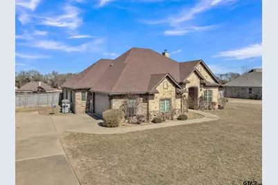 12118 Copper Cir, Lindale, TX 75706 - Photo 2