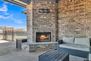 12118 Copper Cir, Lindale, TX 75706 - Photo 32