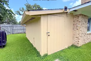 237 Oregon St, Van, TX 75790 - Photo 42