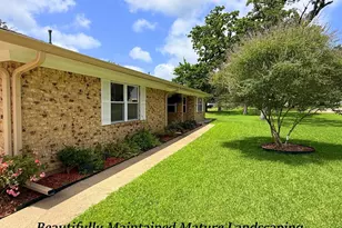 237 Oregon St, Van, TX 75790 - Photo 2