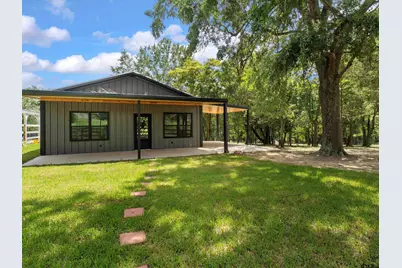 162 Holloway, Big Sandy, TX 75755 - Photo 1