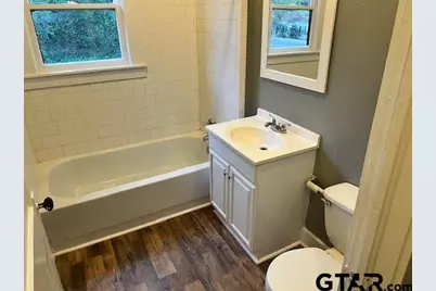 460 W Pine St, Frankston, TX 75763 - Photo 8