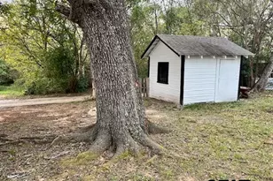 460 W Pine St, Frankston, TX 75763 - Photo 12