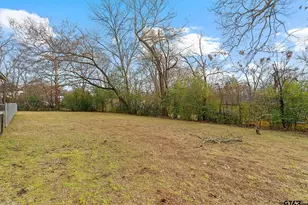 1409 N Carlyle, Tyler, TX 75702 - Photo 24