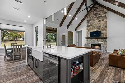 8947 Pomegrante Rd, Gilmer, TX 75645 - Photo 16