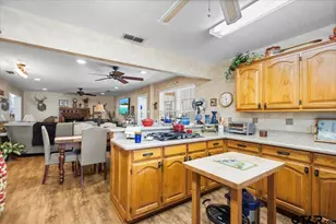 109 Biloxi St, Henderson, TX 75652 - Photo 22