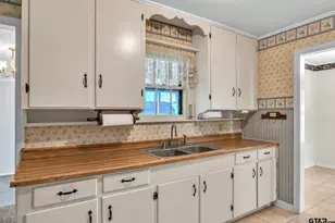 501 Samuel St, Marshall, TX 75670 - Photo 8