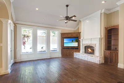 6805 Castle Pines Ct, Tyler, TX 75703 - Photo 6