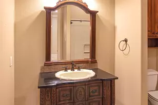 6805 Castle Pines Ct, Tyler, TX 75703 - Photo 20
