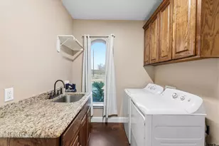 205 Vz County Rd 4807, Ben Wheeler, TX 75754 - Photo 30