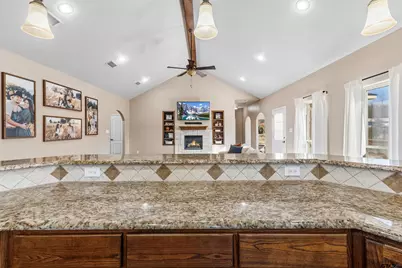 205 Vz County Road 4807, Ben Wheeler, TX 75754 - Photo 8