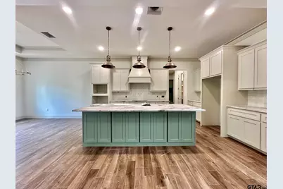 159 Mila Ln, Gladewater, TX 75647 - Photo 10