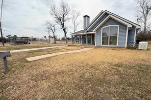 310 Blackjack, Winnsboro, TX 75494 - Photo 4