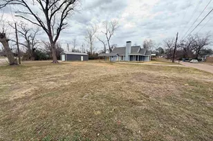 310 Blackjack, Winnsboro, TX 75494 - Photo 6