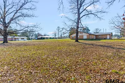 2400 Holly Street, Jacksonville, TX 75766 - Photo 22