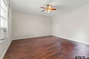 2400 Holly St, Jacksonville, TX 75766 - Photo 14