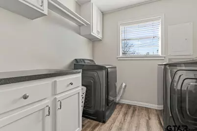 2400 Holly Street, Jacksonville, TX 75766 - Photo 18