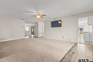 2400 Holly St, Jacksonville, TX 75766 - Photo 12