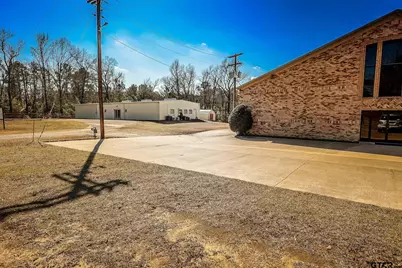 5805 Hwy 135, Gladewater, TX 75647 - Photo 4