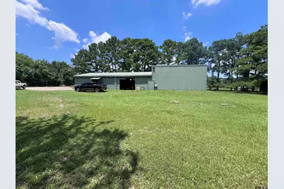 2206 Thompson Lane, Tyler, TX 75704 - Photo 14