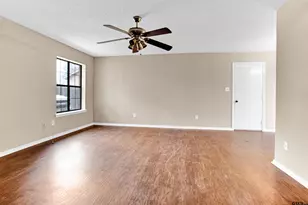 308 Crosby, Lindale, TX 75771 - Photo 6