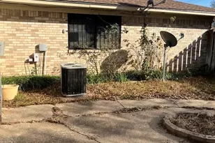 2806 N Glass Avenue, Tyler, TX 75702 - Photo 14