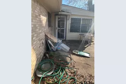 2806 N Glass Avenue, Tyler, TX 75702 - Photo 8