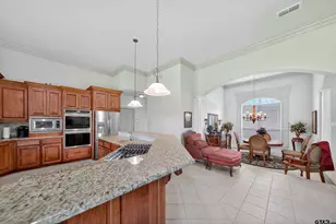 215 Macarthur, Tyler, TX 75704 - Photo 10