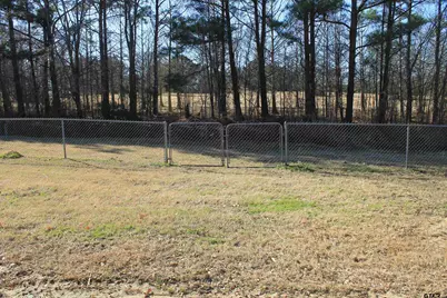 601 Kickapoo St, Chandler, TX 75758 - Photo 22