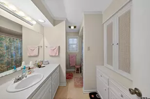 106 Wesley Dr, Palestine, TX 75801 - Photo 20