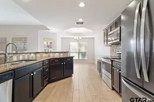 815 E Grande Blvd, Tyler, TX 75703 - Photo 8