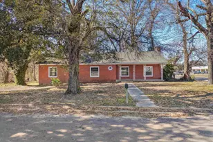 102 S Front, Overton, TX 75684 - Photo 8