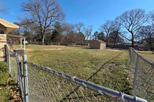 10614 Charelle Rd, Flint, TX 75762 - Photo 6