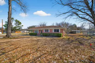 620 N Ravine St, Emory, TX 75440 - Photo 4