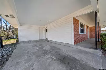 620 N Ravine St, Emory, TX 75440 - Photo 6