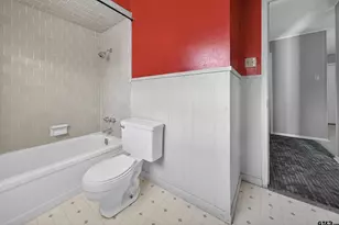 620 N Ravine St, Emory, TX 75440 - Photo 8