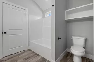 16529 Crossing Cir, Lindale, TX 75771 - Photo 22