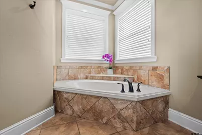 23220 Bridle View Drive, Lindale, TX 75771 - Photo 18