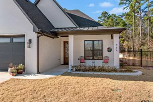 9276 Villas Ct, Tyler, TX 75703 - Photo 2