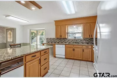 7991 Fm 314, Ben Wheeler, TX 75754 - Photo 8