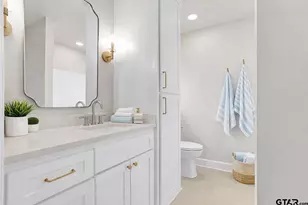 113 W Magnolia, Troup, TX 75789 - Photo 8