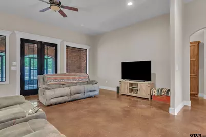 273 Cr 4924, Troup, TX 75789 - Photo 4