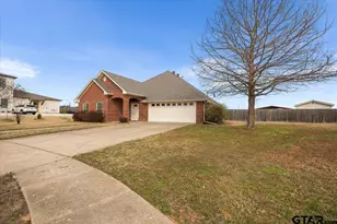 7277 Rockpoint Circle, Tyler, TX 75703 - Photo 2