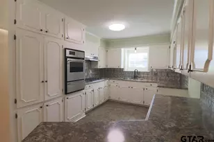 700 David Dr, Tyler, TX 75703 - Photo 14